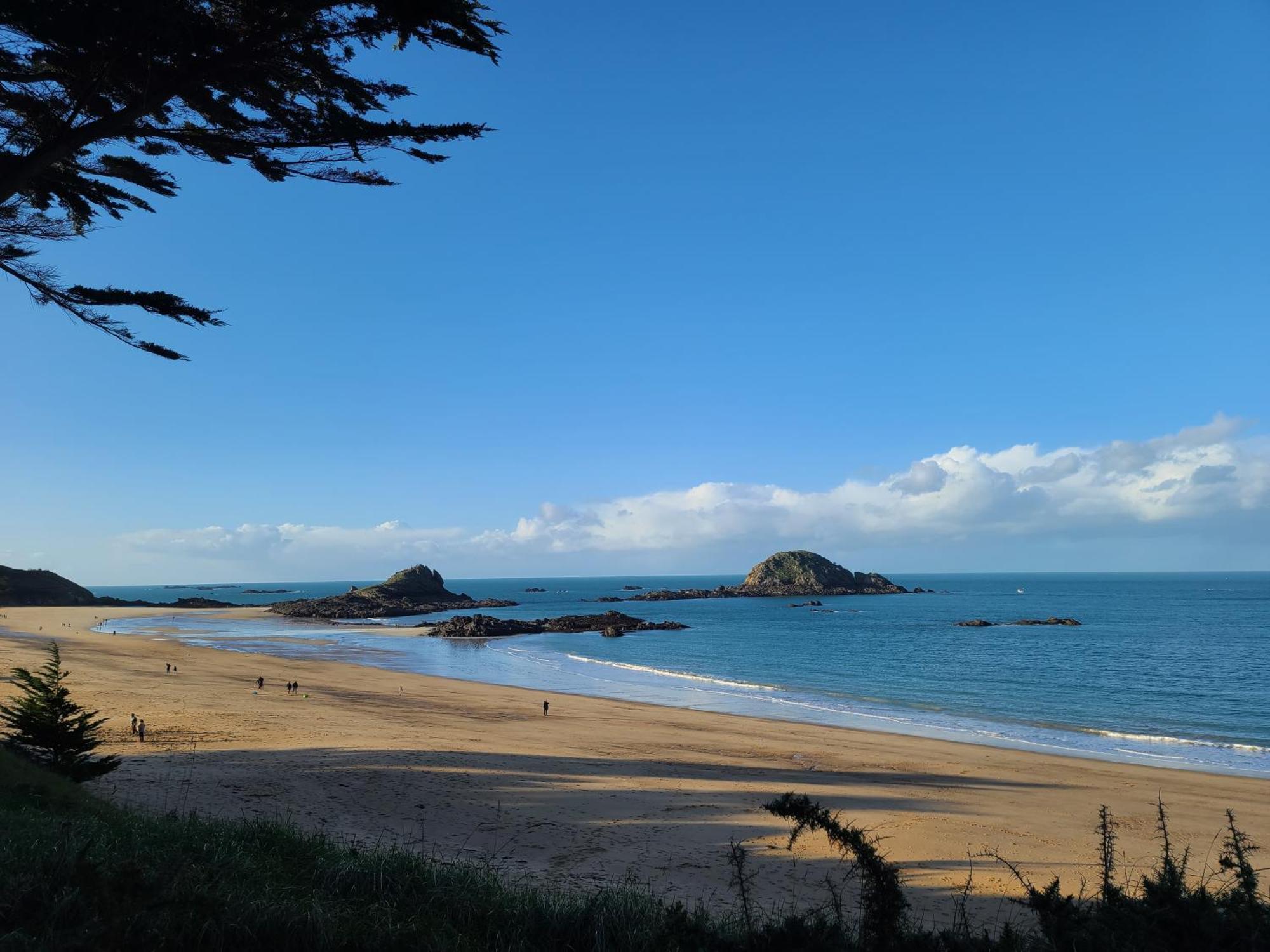 Maison familiale, plage à pied, proche St MALO Saint-Coulomb Extérieur photo